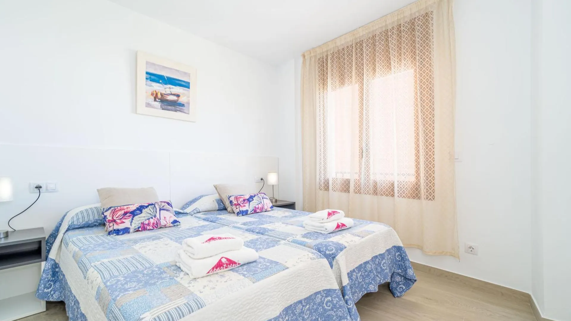 Apart-Rent Apartment Av Rhode 3º 2008 Roses